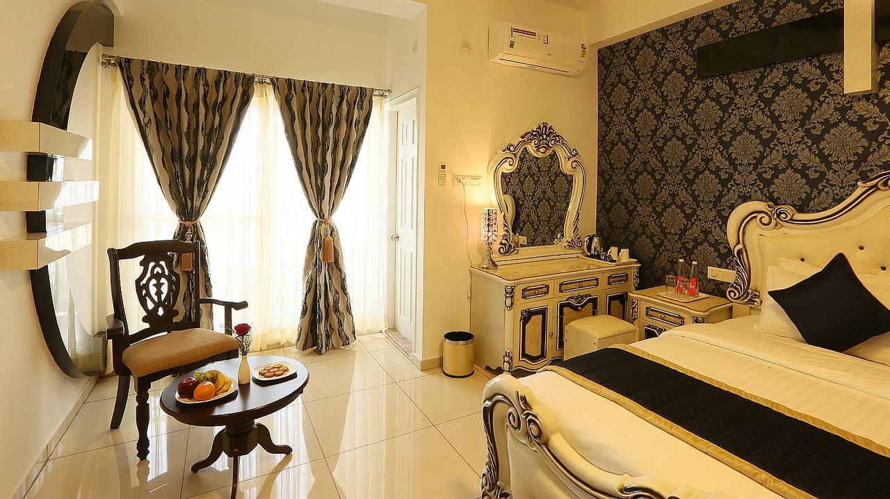 Highsky Whitefield Hotel Bangalore Eksteriør billede